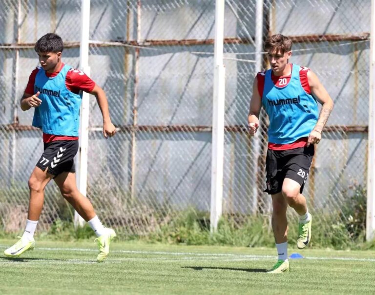 sivasspor-amed-maci-hazirliklarina-devam-ediyor-QPuNNGVA.jpg